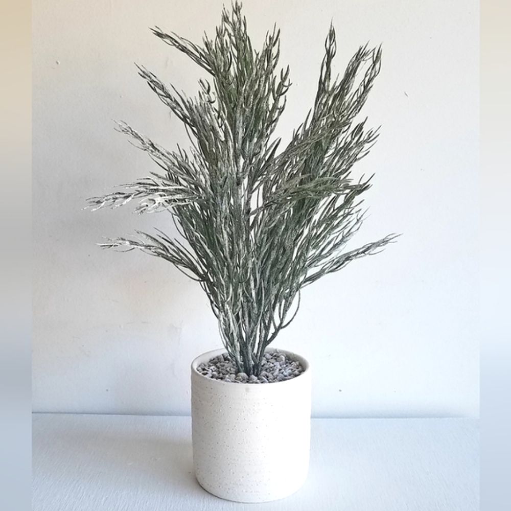 Winter Wonderland Mantel Tree